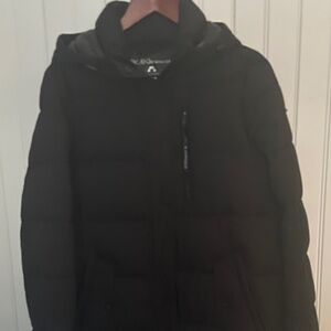 NWOT BLACK PUFFER COAT